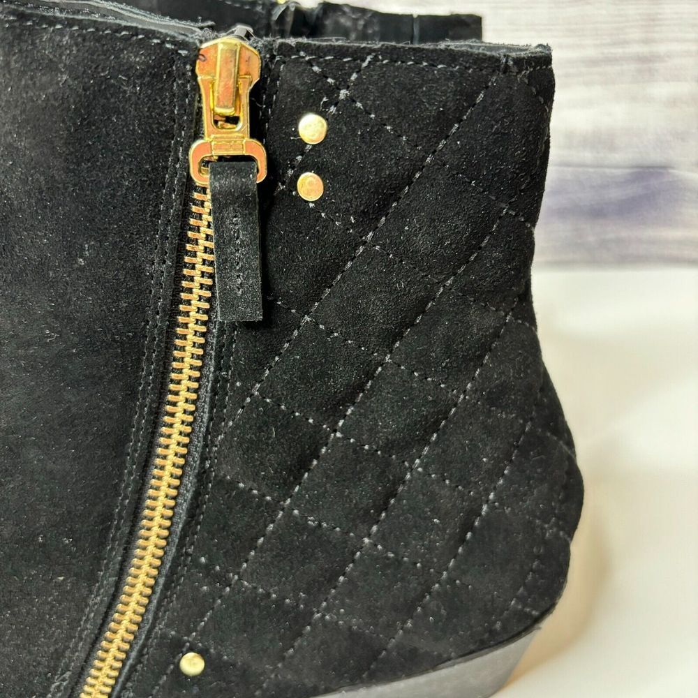 White Mountain Womens 9.5W Jodi Black Suede Quilted Ankle Boots‎ NIB Scotchguard - Picture 4 of 10